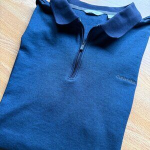 Calvin Klein Tech 1/4 zip Polo Shirt / Large